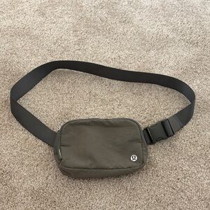 Lululemon belt bag